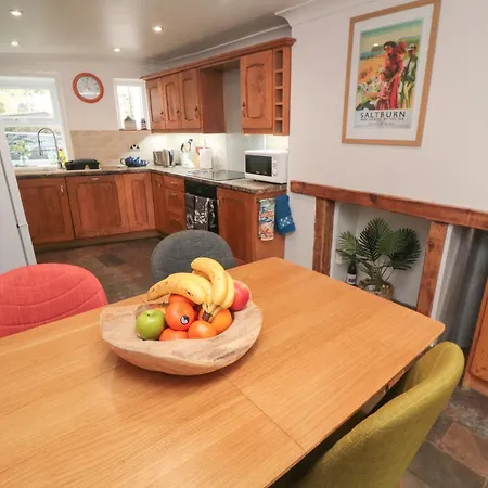 Дом отдыха Salt *